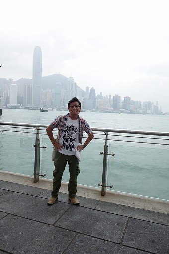 香港島を望む