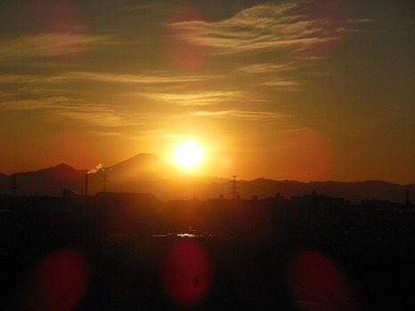 富士の背の夕陽