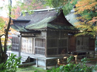 本山寺霊廟