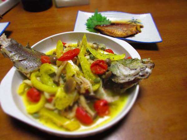 イサキのアクアパッツァと鯛の煮付