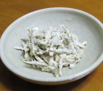 白茎ゴボウ料理マヨ味
