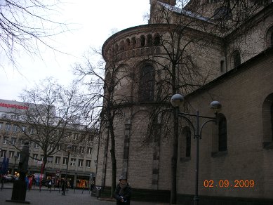 聖アポステルン教会
