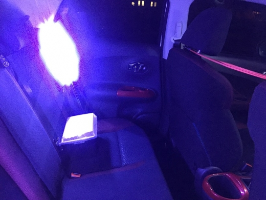 20141124019_後部座席のLEDを点灯する
